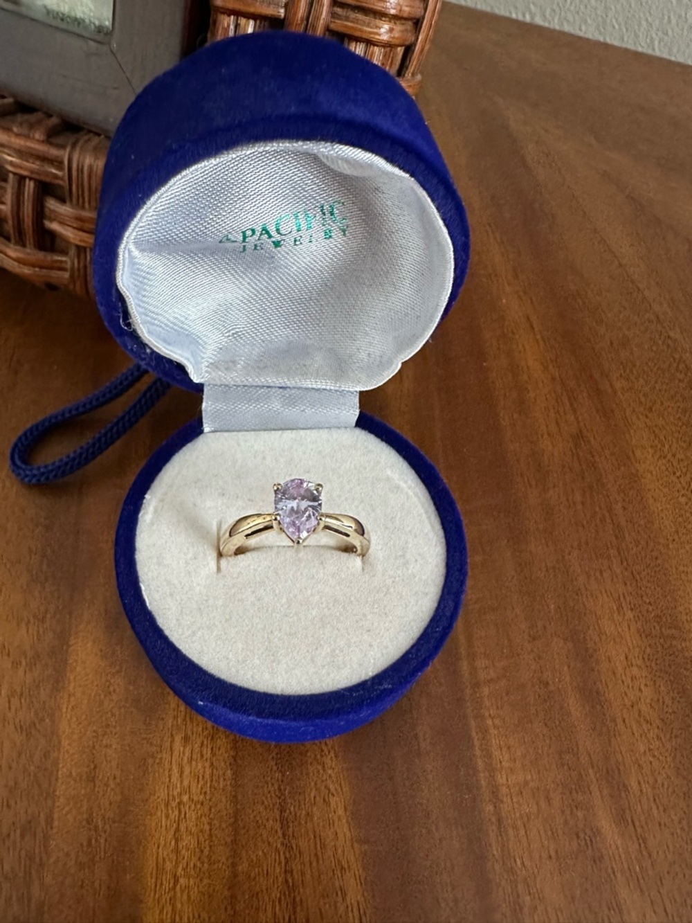 NWT 1ct Pear-Cut Chameleon Topaz Gemstone 14 kt/925 Gold Ring for Women